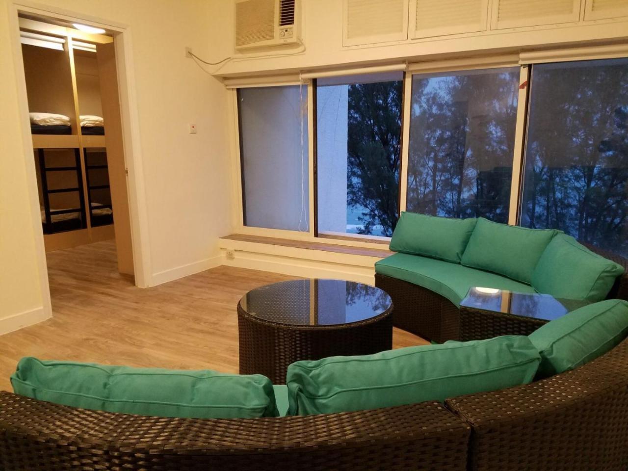 The Cove Hostel - Sea Ranch Гонконг Екстер'єр фото